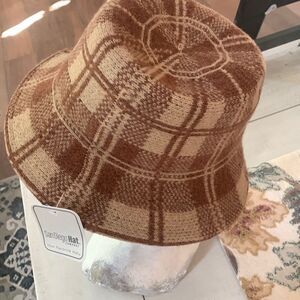 Woman’s  Fedora NWT